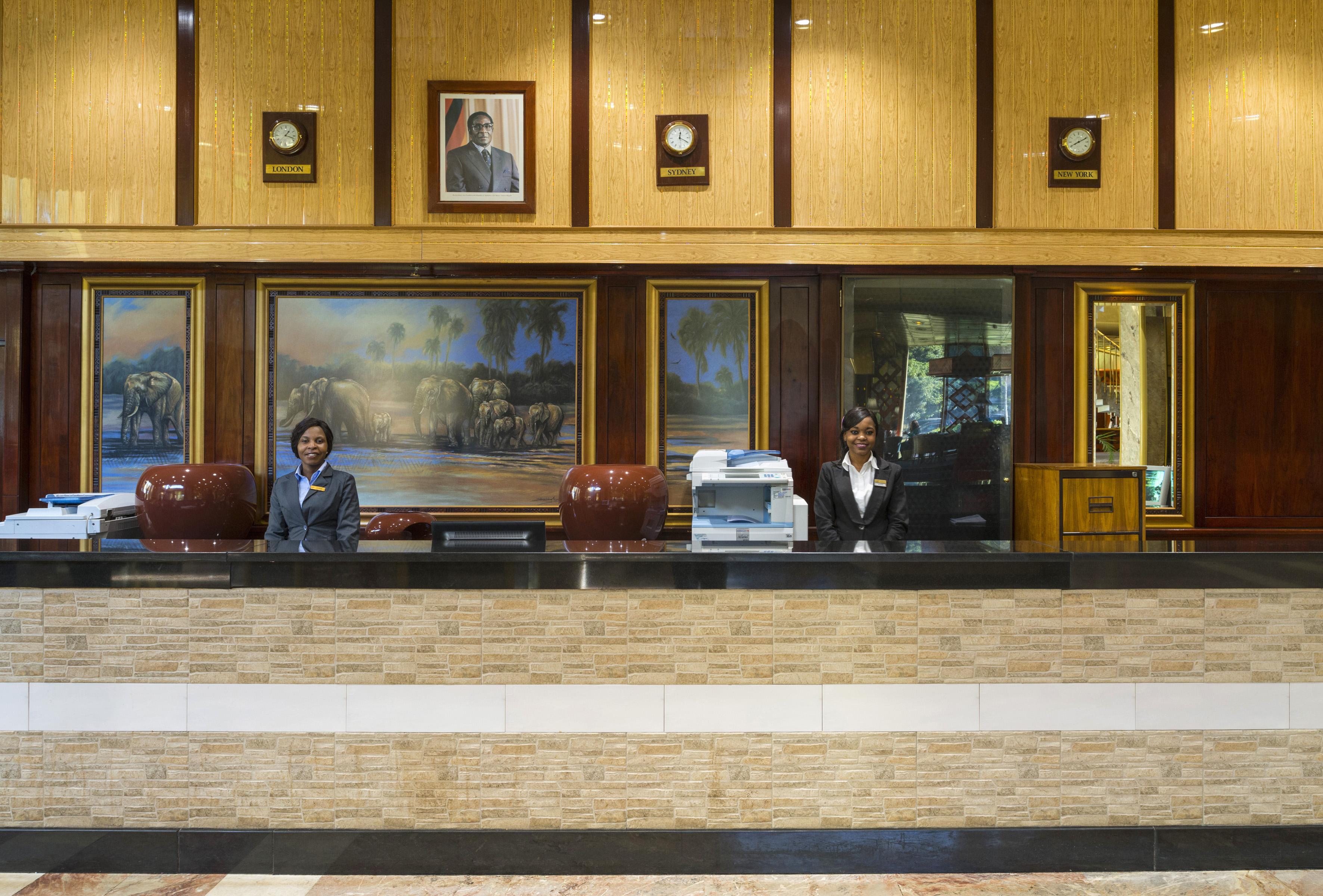 Rainbow Towers Hotel & Conference Centre Harare Exterior foto