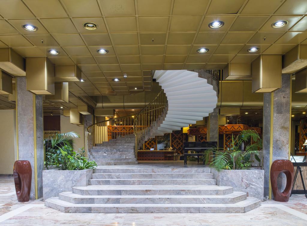 Rainbow Towers Hotel & Conference Centre Harare Exterior foto